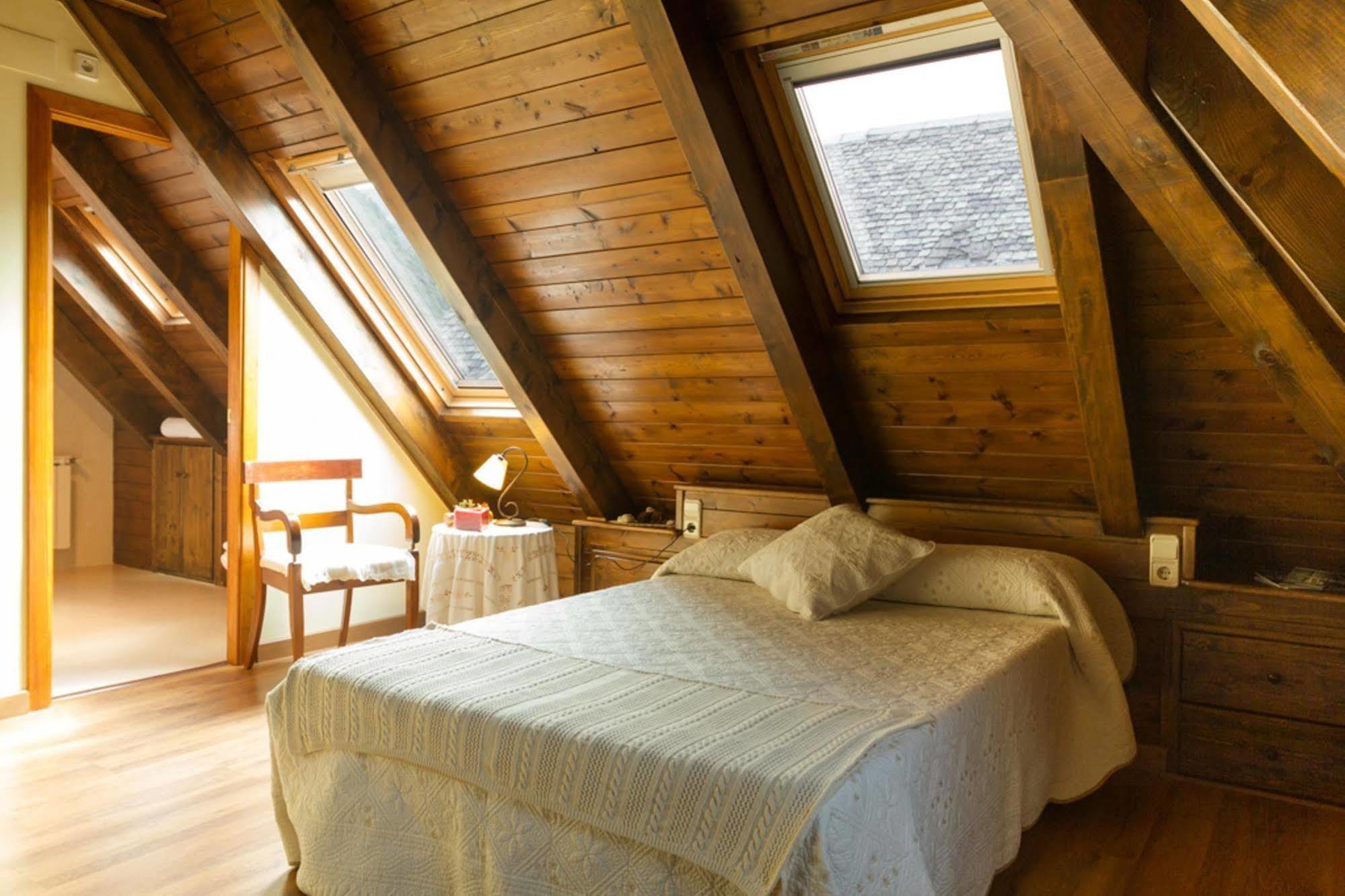 Hostal Aiguamog Salardu Ngoại thất bức ảnh